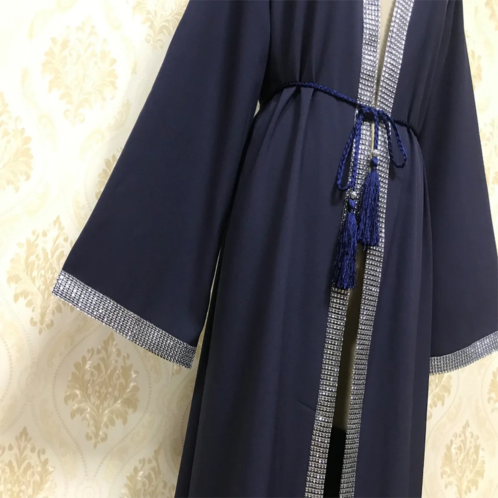 Muslim Dress Fashion Diamonds Abayas for Women Robe Arabic Dubai Musulman De Mode Caftan Marocain Modest Islamic Clothing 2021
Muslim Dress Fashion Diamonds Abayas for Women Robe Arabic Dubai Musulman De Mode Caftan Marocain Modest Islamic Clothing 2021