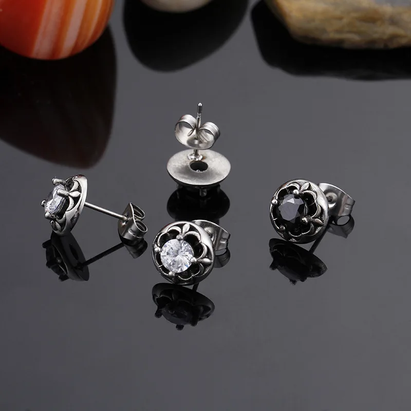 New Stainless Steel Punk Ear Studs for Men Round Beautiful White Cubic Zircon Studs Earring Helix Tragus Ear Piercing Jewelry 
New Stainless Steel Punk Ear Studs for Men Round Beautiful White Cubic Zircon Studs Earring Helix Tragus Ear Piercing Jewelry
