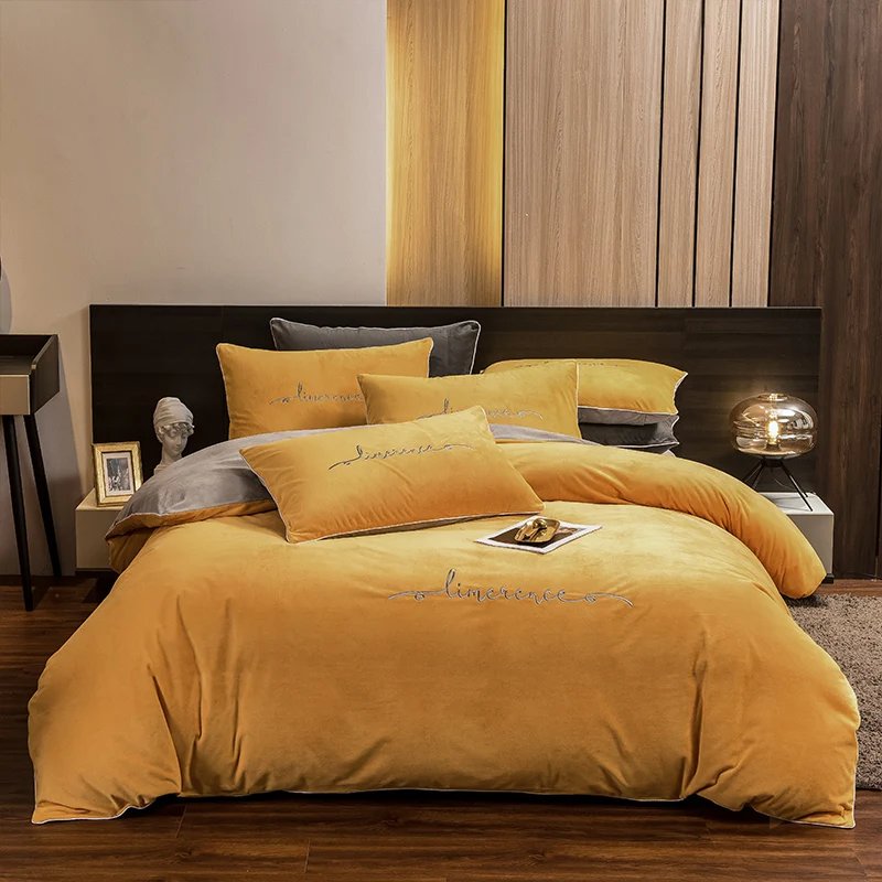 High Quality Crystal Velvet Winter Bedding Set Nordic Letter Embroidered Duvet Cover Bed Linen Warm Soft Bedclothes Home Textile
High Quality Crystal Velvet Winter Bedding Set Nordic Letter Embroidered Duvet Cover Bed Linen Warm Soft Bedclothes Home Textile