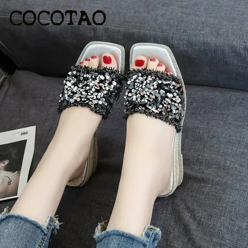 Thick High-heeled Slippers Outdoor Wear Fashionable Women's Shoes Sequin Sandals 2020 Summer New Beautiful Wild | Обувь