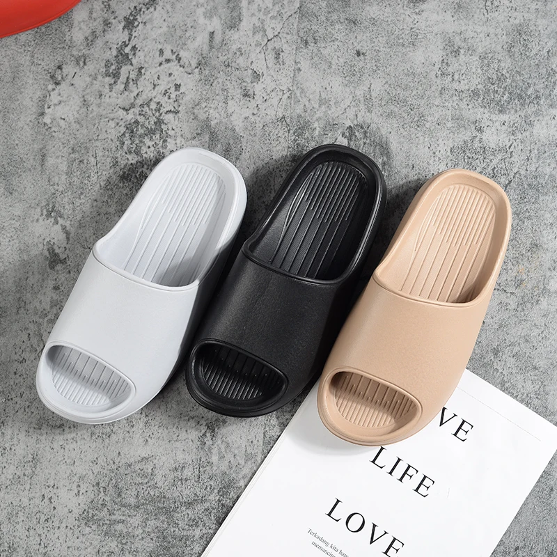 2021 Summer Beach Women's Slippers Thick Platform Slides Comfortable Slippers for Men Home Bathroom Slides High Heels Shoes EVA
2021 Summer Beach Women's Slippers Thick Platform Slides Comfortable Slippers for Men Home Bathroom Slides High Heels Shoes EVA