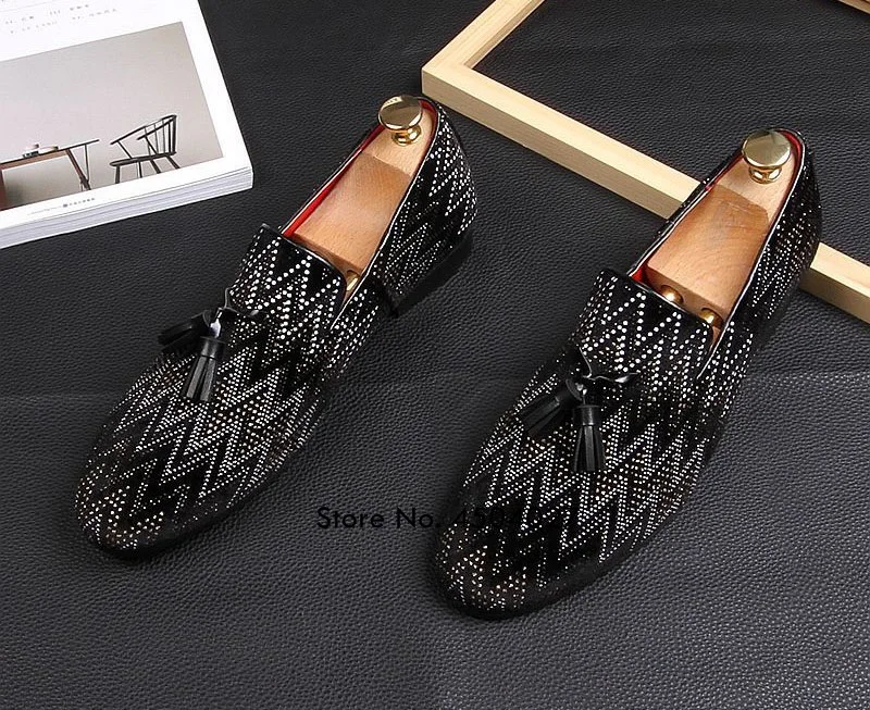 Лоферы с бахромой, мужская формальная обувь, мужские свадебные туфли для вечеринки, классические туфли с кристаллами, без шнуровки, с острым носком, повседневные туфли на плоской подошве
Лоферы с бахромой, мужская формальная обувь, мужские свадебные туфли для вечеринки, классические туфли с кристаллами, без шнуровки, с острым носком, повседневные туфли на плоской подошве