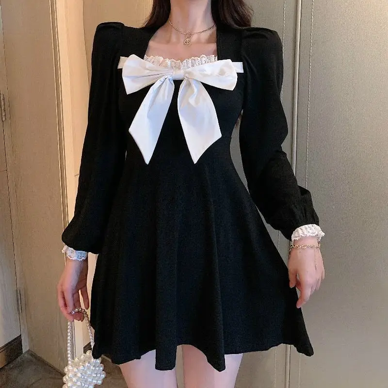 QWEEK Preppy Style Sweet Kawaii Dress Women Cute Girl Square Collar Short Dresses Mini Bow Long Sleeve Clothes Female 2021
QWEEK Preppy Style Sweet Kawaii Dress Women Cute Girl Square Collar Short Dresses Mini Bow Long Sleeve Clothes Female 2021