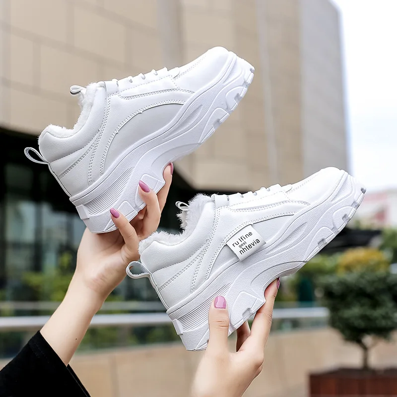Wedges platform boots women shoes winter 2021 plus size velvet sneakers woman boots solid casual shoes female hot sale 
Wedges platform boots women shoes winter 2021 plus size velvet sneakers woman boots solid casual shoes female hot sale
