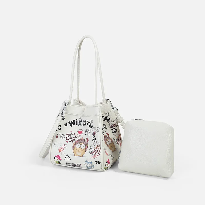 One-shoulder Messenger Women's Bucket Bag 2021 New Ladies Portable Underarm Bag Graffiti Trend Picture-in-picture Bag Cool Party
One-shoulder Messenger Women's Bucket Bag 2021 New Ladies Portable Underarm Bag Graffiti Trend Picture-in-picture Bag Cool Party