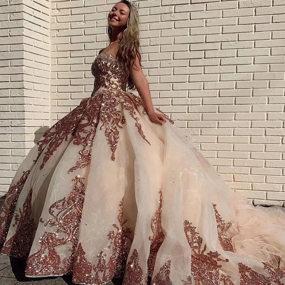 Sweetheart Sequins Evening Dresses Long Luxury 2021 Elegant Gorgeous Princess Ball Gowns Backless Sexy robe de soirée de mariage
Sweetheart Sequins Evening Dresses Long Luxury 2021 Elegant Gorgeous Princess Ball Gowns Backless Sexy robe de soirée de mariage