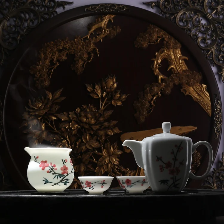 

National Porcelain Underglaze Plum Blossom Antique Kungfu Tea Set And Teapot 7501 Porcelain Produced By State-owned Factories