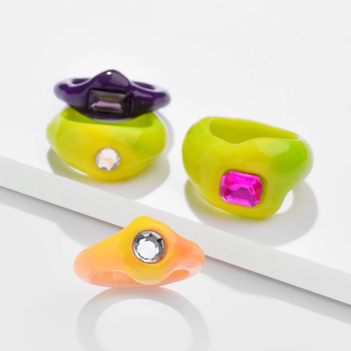 Abstract Colorful Rings Set for Women Girls Retro Candy Color Crystal Acrylic Resin Chunky Rings Female Summer Party Jewelry
Abstract Colorful Rings Set for Women Girls Retro Candy Color Crystal Acrylic Resin Chunky Rings Female Summer Party Jewelry