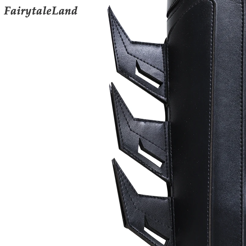 Halloween Carnival The Dark Knight Cosplay Props Superhero Bat Gloves Bruce Wayne Costume Accessories Faux Leather Glove
Halloween Carnival The Dark Knight Cosplay Props Superhero Bat Gloves Bruce Wayne Costume Accessories Faux Leather Glove
