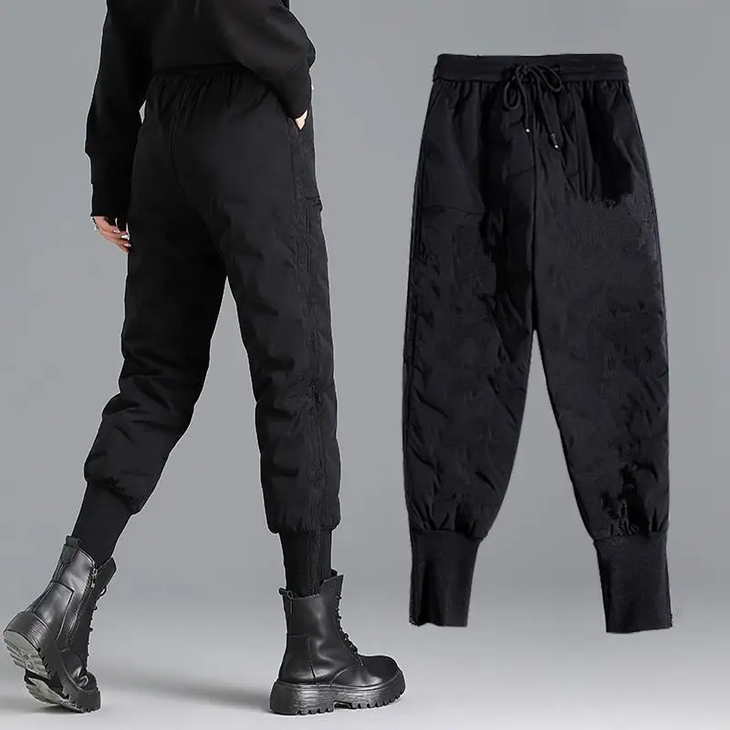 Women's Down Cotton Trousers Thickened Outer Wear Loose Loose New Large Size Casual Harem Winter Base Warm Pants Joggers
Women's Down Cotton Trousers Thickened Outer Wear Loose Loose New Large Size Casual Harem Winter Base Warm Pants Joggers
