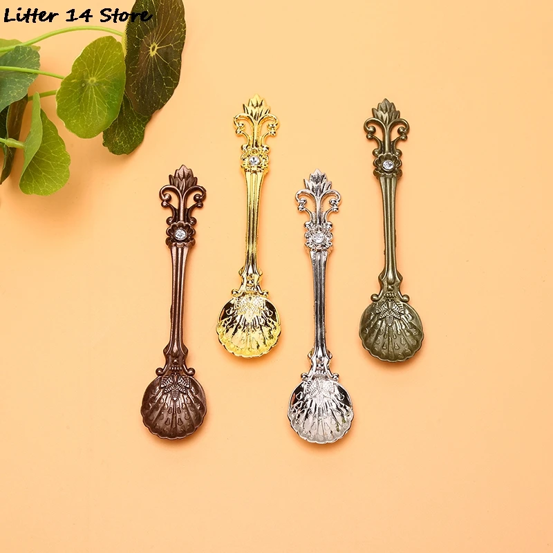 Iris Retro Coffee Spoon Ice Cream Dessert Spoon Arabic Style Zinc Alloy Coffee Tea Mixing Spoon Kitchen Gadgets Tableware
Iris Retro Coffee Spoon Ice Cream Dessert Spoon Arabic Style Zinc Alloy Coffee Tea Mixing Spoon Kitchen Gadgets Tableware