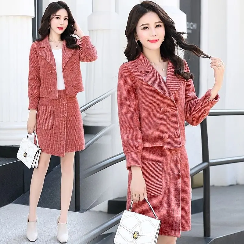 Early autumn suit skirt 2021 new autumn new style early autumn women's temperament small spring and autumn dress two-piece
Early autumn suit skirt 2021 new autumn new style early autumn women's temperament small spring and autumn dress two-piece