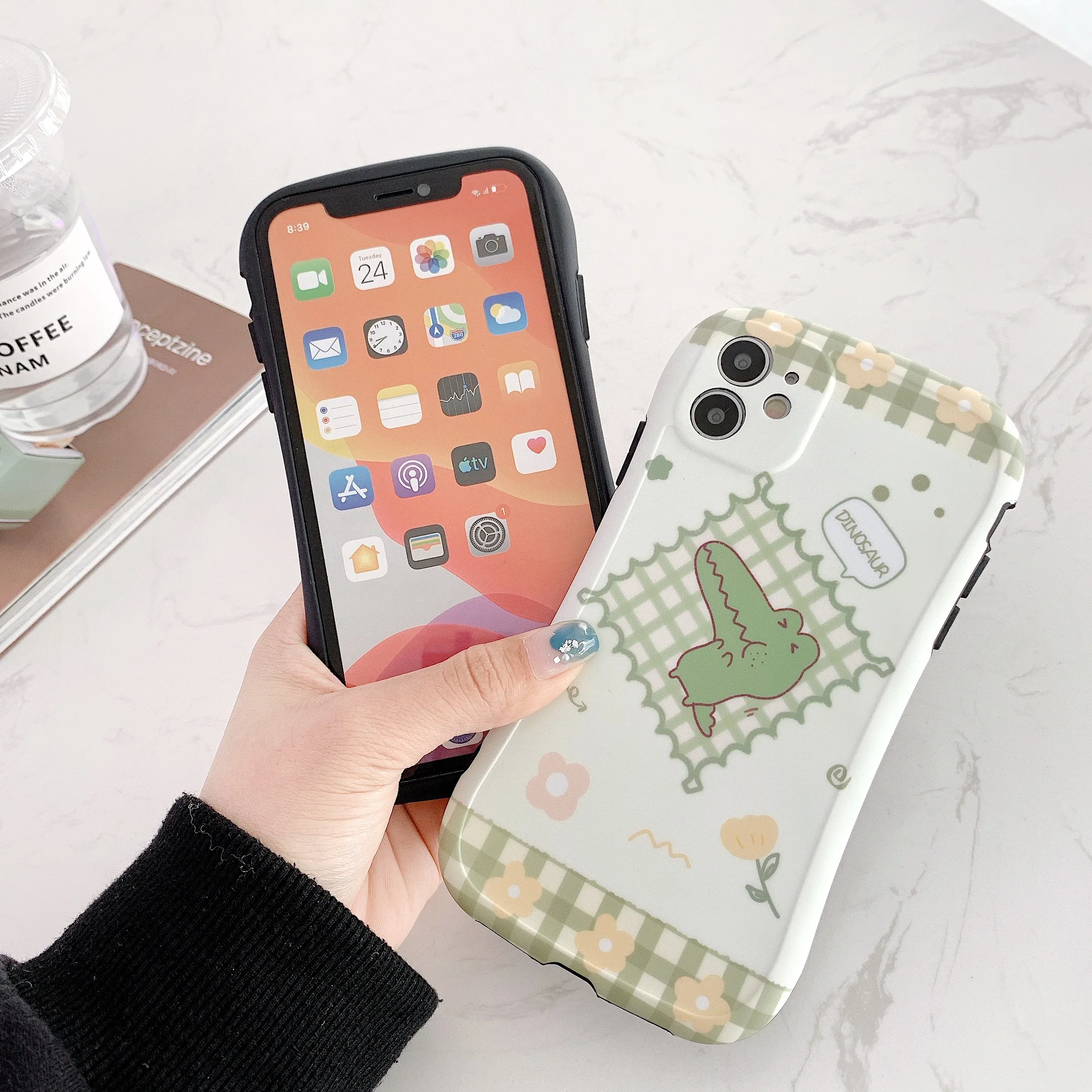 Cartoon pattern mobile phone case for iPhone SE 2020 11 Pro X XS Max XR 7 8 Plus mobile phone case promotion
Cartoon pattern mobile phone case for iPhone SE 2020 11 Pro X XS Max XR 7 8 Plus mobile phone case promotion