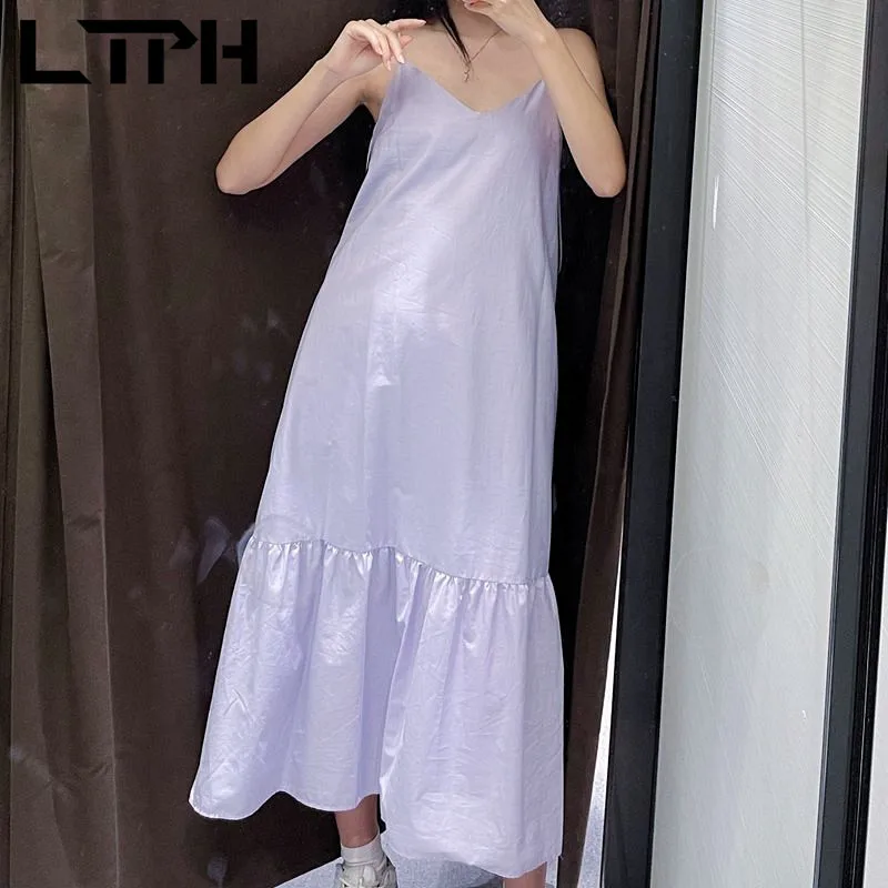 LTPH Casual Resort style women dress all-match solid comfortable V-neck sleeveless camisole midi elegant dresses 2021 summer new
LTPH Casual Resort style women dress all-match solid comfortable V-neck sleeveless camisole midi elegant dresses 2021 summer new