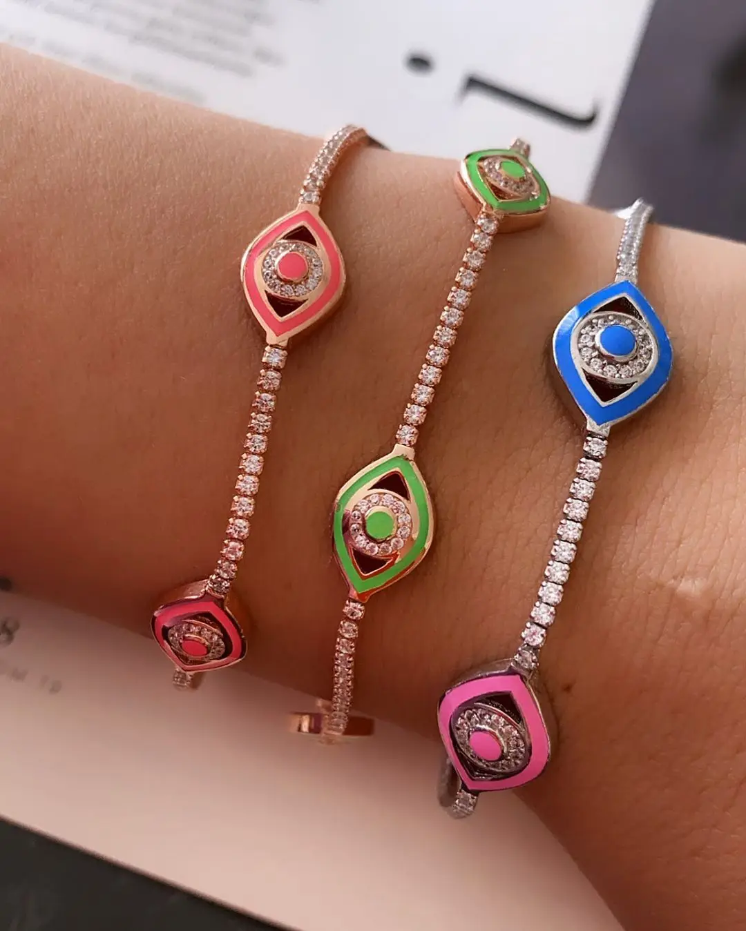 2020 hot selling fashion women jewelry Neon enamel colorful turkish evil eye charm tennis chain eye bracelet
2020 hot selling fashion women jewelry Neon enamel colorful turkish evil eye charm tennis chain eye bracelet