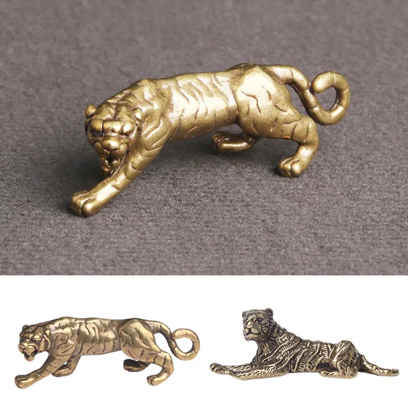 Cool Pendants Mini Individual Creative Keychains Tiger Ornaments Retro Decorative Small Bronzes Micro-sculpting Decoration
Cool Pendants Mini Individual Creative Keychains Tiger Ornaments Retro Decorative Small Bronzes Micro-sculpting Decoration