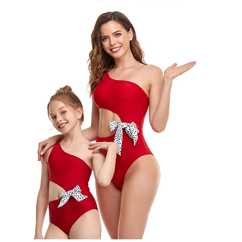 2021 New Sexy Bikini Swimwear Colorful Parent-child Swimming Suit Women Children Bowknot Polka Swimsuit Family Matching Clothes
2021 New Sexy Bikini Swimwear Colorful Parent-child Swimming Suit Women Children Bowknot Polka Swimsuit Family Matching Clothes