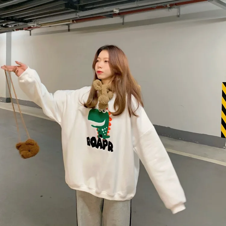 5493 2021 autumn and winter plus velvet thick Korean round neck dinosaur casual lazy Sweatshirts
5493 2021 autumn and winter plus velvet thick Korean round neck dinosaur casual lazy Sweatshirts