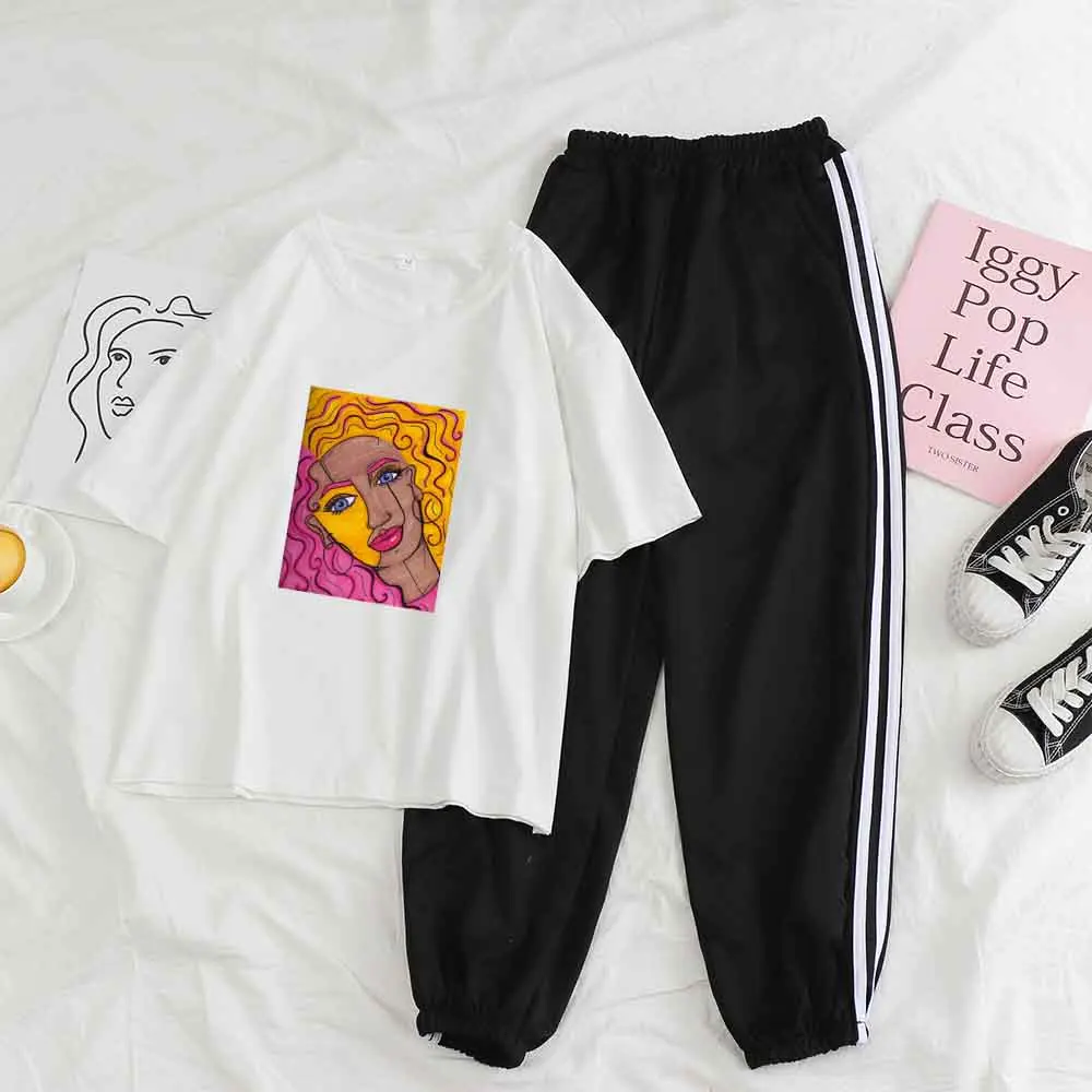 Streetwear 2 Piece Set Summer Tracksuit Female Trouser Set Fashion Girls Graphic T Shirts Aesthetic Grunge Casual Pants Outfits
Streetwear 2 Piece Set Summer Tracksuit Female Trouser Set Fashion Girls Graphic T Shirts Aesthetic Grunge Casual Pants Outfits
