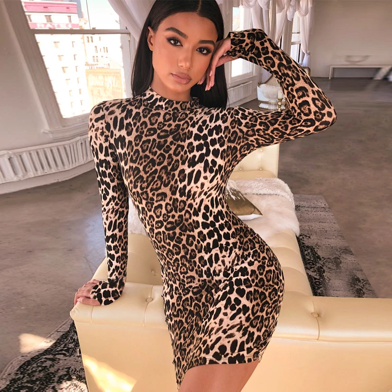 Long Sleeve High Neck Leopard Print Sexy Bodycon Mini Dress 2020 Fall Winter Ladies Fashion Christmas Party Costume
Long Sleeve High Neck Leopard Print Sexy Bodycon Mini Dress 2020 Fall Winter Ladies Fashion Christmas Party Costume