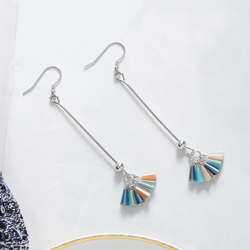 Modern Jewelry Color Tassel Earrings 2021 New Summer Long Geometric Colorful Glass Dangle Earrings For Girl Party Gifts
Modern Jewelry Color Tassel Earrings 2021 New Summer Long Geometric Colorful Glass Dangle Earrings For Girl Party Gifts