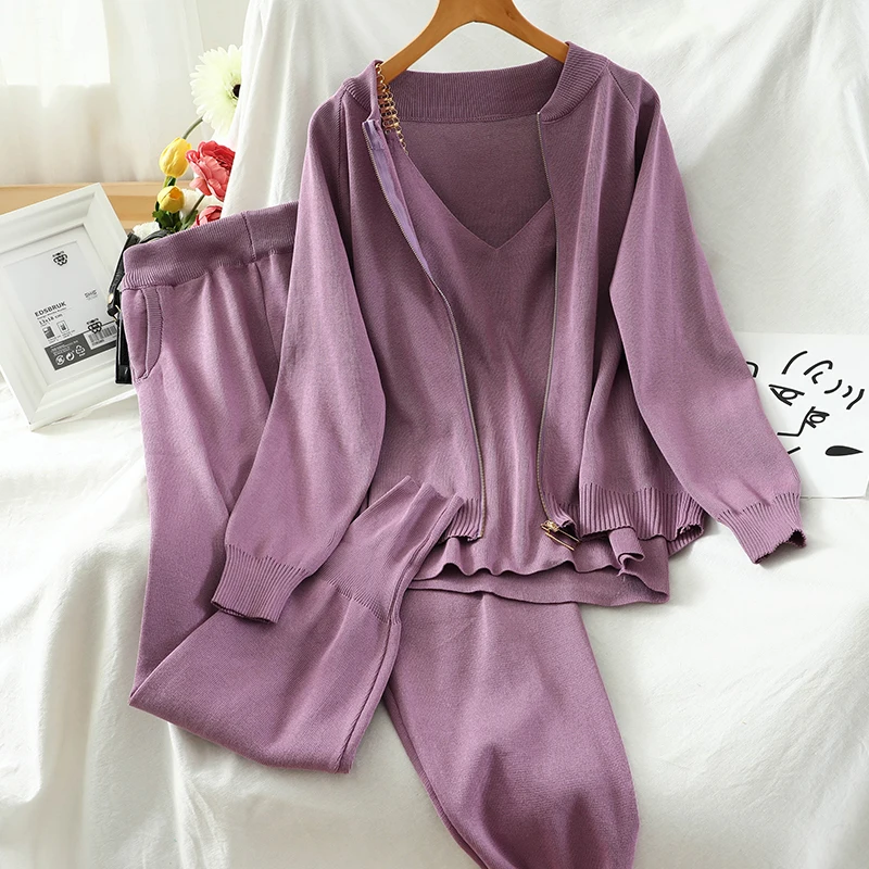 Knitted casual suit female autumn knitted cardigan + suspenders+ Harlan nine-point pants three-piece suit simple suit Female
Knitted casual suit female autumn knitted cardigan + suspenders+ Harlan nine-point pants three-piece suit simple suit Female