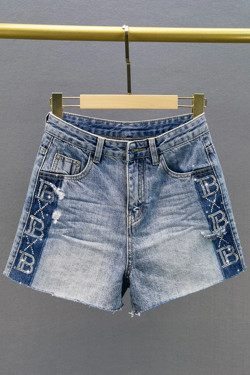 Light Blue Denim Shorts Women's 2021 Summer New Short High Waist Jeans Loose Slimming Hot Drilling Female Wide Leg Hot Pants
Light Blue Denim Shorts Women's 2021 Summer New Short High Waist Jeans Loose Slimming Hot Drilling Female Wide Leg Hot Pants