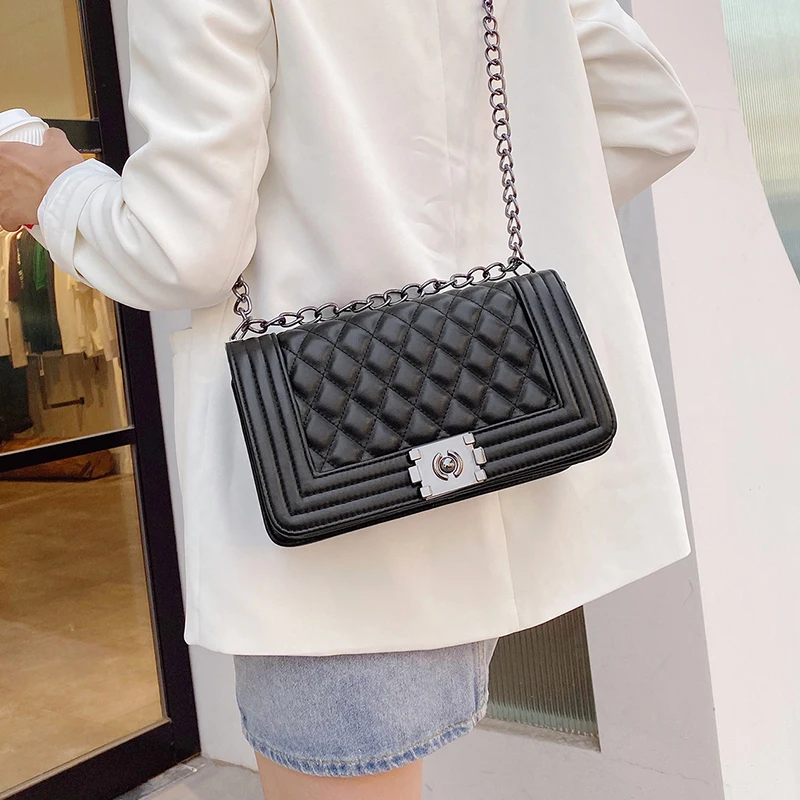 Small Flap Crossbody Bags for Women Classic Lattice Handbags Trendy Chain Shoulder Bags Female Pu Leather Messenger Bag Sac New
Small Flap Crossbody Bags for Women Classic Lattice Handbags Trendy Chain Shoulder Bags Female Pu Leather Messenger Bag Sac New