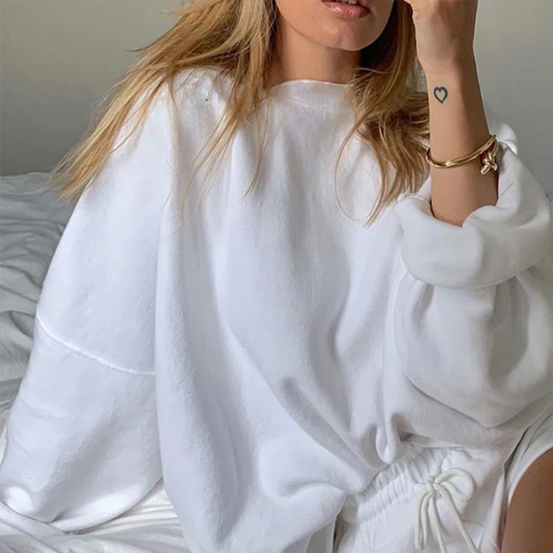 Women Tracksuit 2021 Two Piece Set Sweatshirt And Shorts Outfits Casual Suit Female Oversize Sport Suit Ropa Deportiva Mujer 
Women Tracksuit 2021 Two Piece Set Sweatshirt And Shorts Outfits Casual Suit Female Oversize Sport Suit Ropa Deportiva Mujer