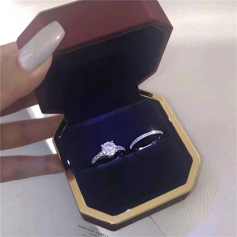 2pcs/set Luxury Clear Crystal Rings for Women White Gold Color Couple Ring Set 2021 New Arrivals Female Wedding Jewelry Gifts
2pcs/set Luxury Clear Crystal Rings for Women White Gold Color Couple Ring Set 2021 New Arrivals Female Wedding Jewelry Gifts