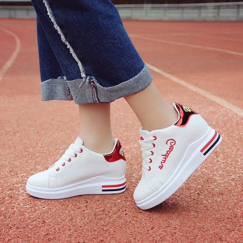 New Women Sneakers Genuine Leather Platform Vulcanized Shoes Breathable Flats Casual Walking Internal Increase Shoes For Female
New Women Sneakers Genuine Leather Platform Vulcanized Shoes Breathable Flats Casual Walking Internal Increase Shoes For Female