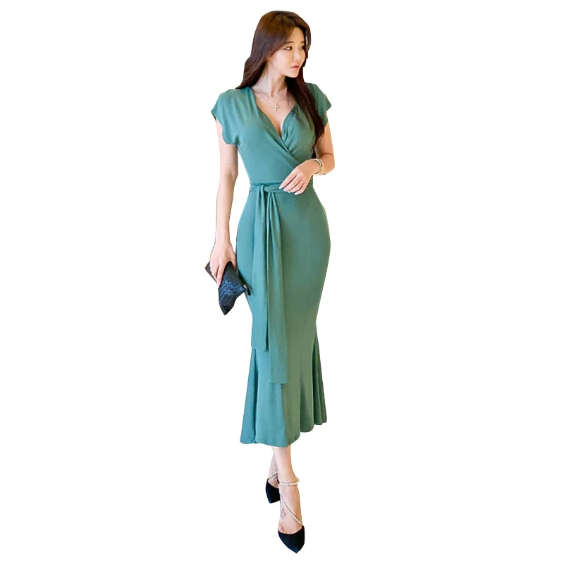 Summer Solid Dress Women V Neck High Waist Bandage Elegant Midi Party Dresses Female Fashion New
Summer Solid Dress Women V Neck High Waist Bandage Elegant Midi Party Dresses Female Fashion New