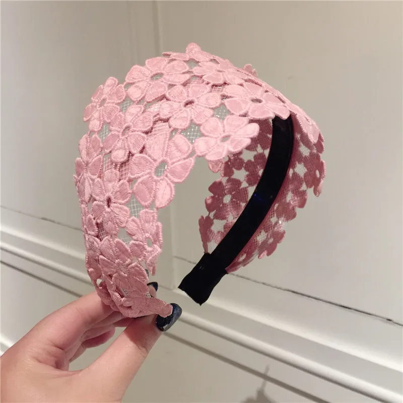 Headbands For Women Girls Korean Fabric Wide Hair Bands Accessories Fashion Flower Adult Diademas Bandeau Cheveux Wholesale
Headbands For Women Girls Korean Fabric Wide Hair Bands Accessories Fashion Flower Adult Diademas Bandeau Cheveux Wholesale