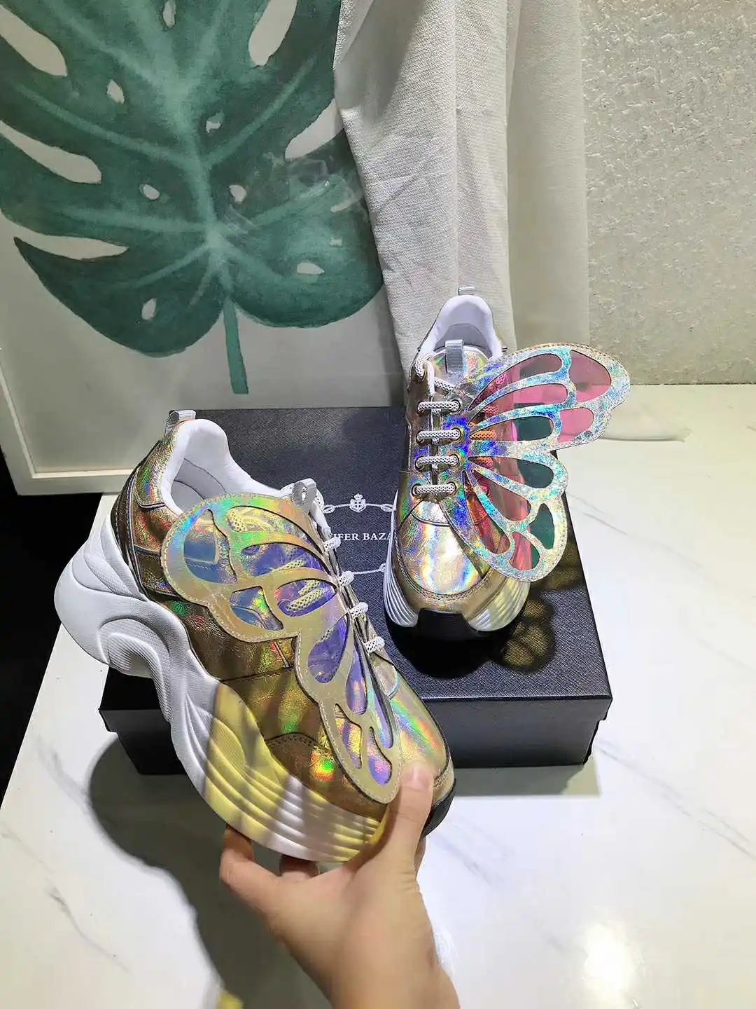 Women's Shoes 
Women's Shoes