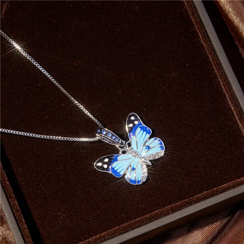Exquisite romantic zircon butterfly necklace pendant elegant and charming feminine charm jewelry Valentine's day gift wholesale
Exquisite romantic zircon butterfly necklace pendant elegant and charming feminine charm jewelry Valentine's day gift wholesale