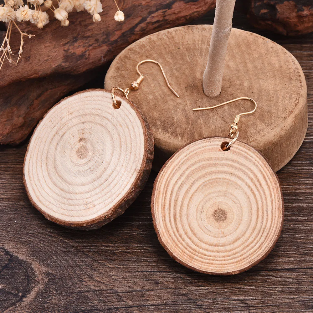 Women Retro Exaggerated Classic Simple Style Large Jewelry Wooden Cabochon Base Pendant Jewelry Making New Year Gift for Girls
Women Retro Exaggerated Classic Simple Style Large Jewelry Wooden Cabochon Base Pendant Jewelry Making New Year Gift for Girls