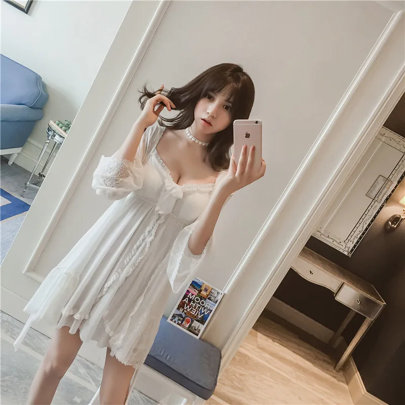 Sexy Sling Nightgown 2021 Summer Lace Princess Vintage Pajamas with Chest Pad Full Sleeve Fashion V-neck Sleepwear 2-Piece Set
Sexy Sling Nightgown 2021 Summer Lace Princess Vintage Pajamas with Chest Pad Full Sleeve Fashion V-neck Sleepwear 2-Piece Set