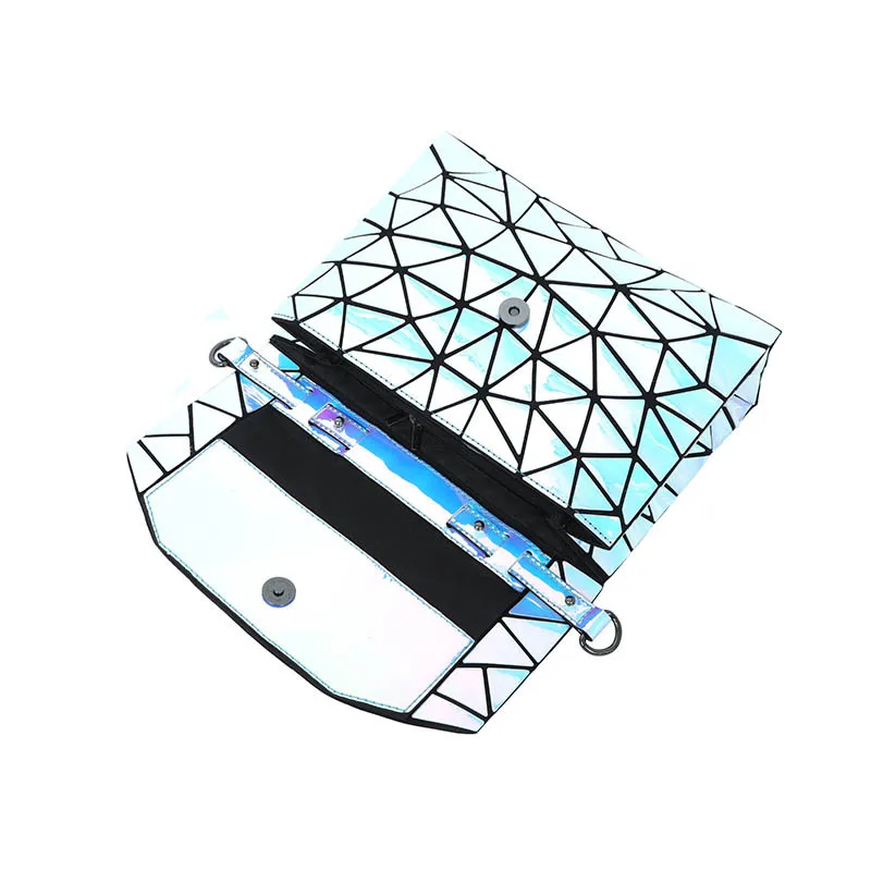 Web celebrity fashion diamond lattice laser PU single female aslant bag shoulder bag cross model
Web celebrity fashion diamond lattice laser PU single female aslant bag shoulder bag cross model
