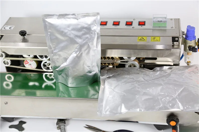 FRM-980 BateRpak Automatic Continuous inflation Nitrogen film sealing machine,plastic bag welders,Expanded food band sealer
FRM-980 BateRpak Automatic Continuous inflation Nitrogen film sealing machine,plastic bag welders,Expanded food band sealer