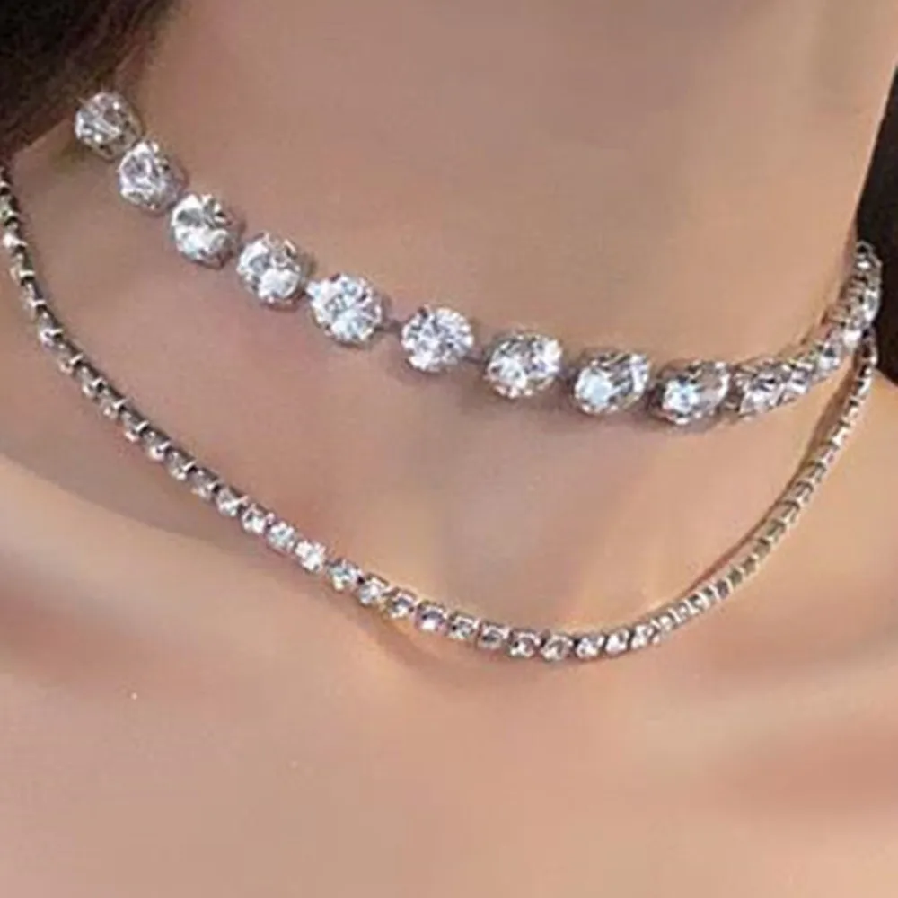 2Pcs/Set Luxury Rhinestone Double Layered Choker Necklace for Women Bling Crystal Short Clavicle Chain Collar Necklace Jewelry
2Pcs/Set Luxury Rhinestone Double Layered Choker Necklace for Women Bling Crystal Short Clavicle Chain Collar Necklace Jewelry