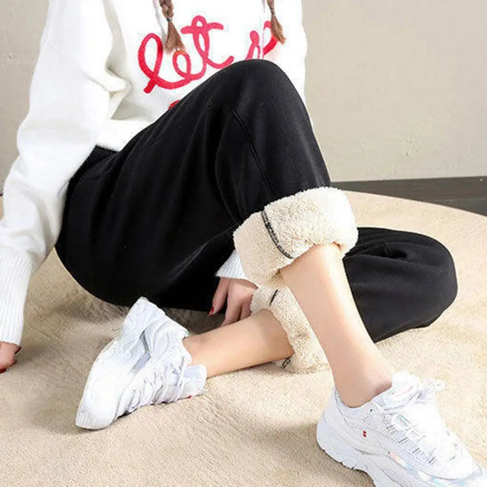 Женские брюки, теплые осенне-зимние утепленные спортивные брюки со шнуровкой и карманами, модные однотонные брюки стандартной длины для по...
Женские брюки, теплые осенне-зимние утепленные спортивные брюки со шнуровкой и карманами, модные однотонные брюки стандартной длины для по...