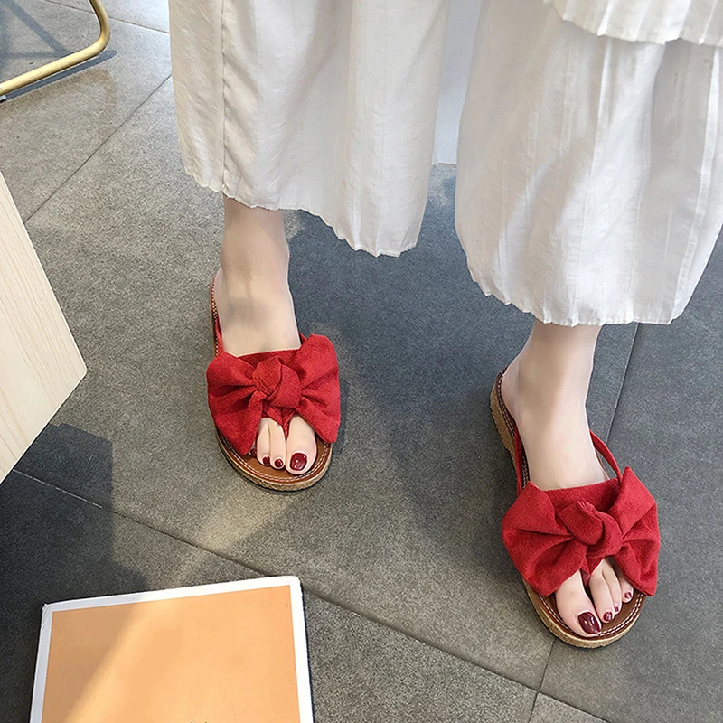2021 Summer Fashion Sandals Shoes Women Bow Summer Sandals Slipper Indoor Outdoor Flip-flops Beach Shoes Female Slippers
2021 Summer Fashion Sandals Shoes Women Bow Summer Sandals Slipper Indoor Outdoor Flip-flops Beach Shoes Female Slippers