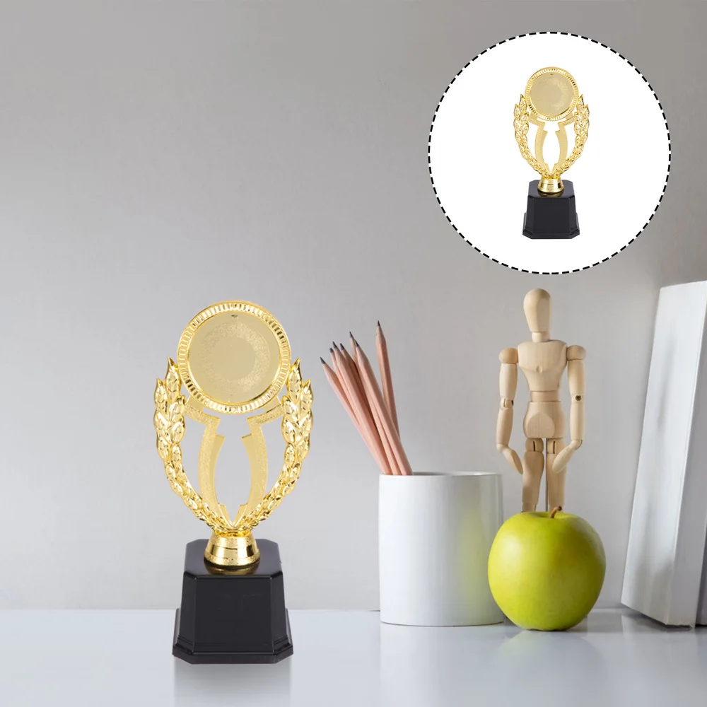 19.5cm Golden Creative Design Award Trophy Reward Prizes Decor Competition Sport Gift Awards Trophy with Black Base for 
19.5cm Golden Creative Design Award Trophy Reward Prizes Decor Competition Sport Gift Awards Trophy with Black Base for