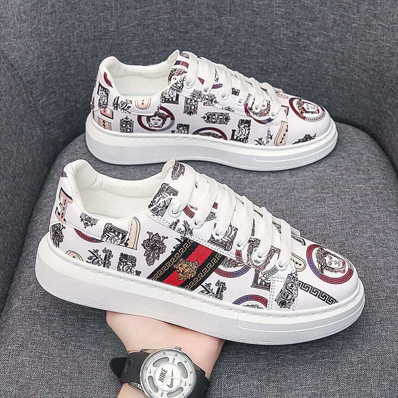 New Luxury Brand Shoes Designer Men White Leather Casual Non- Slip Platform Increased Male Sneakers Men Flat Mcqueens Shoes 
New Luxury Brand Shoes Designer Men White Leather Casual Non- Slip Platform Increased Male Sneakers Men Flat Mcqueens Shoes