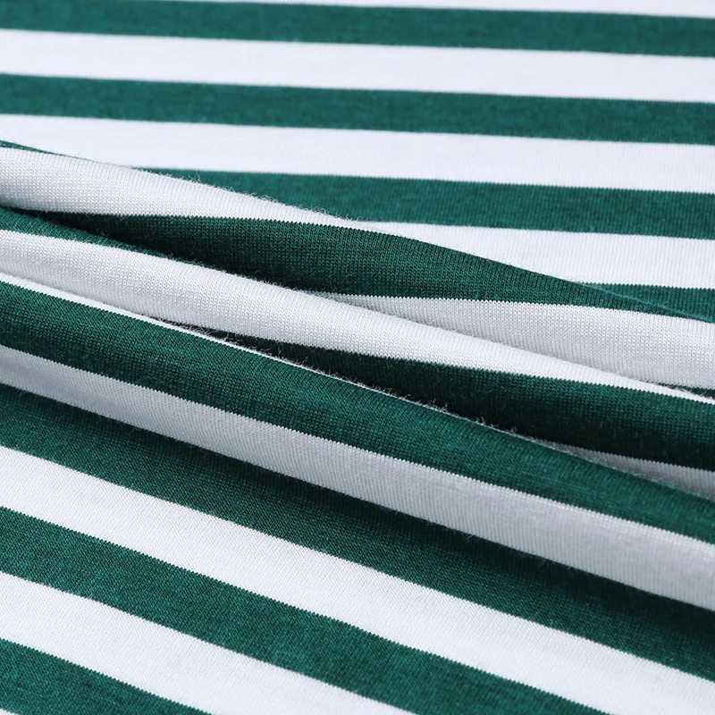 Top Quality Summer New 2021 Brand Designer Striped Plain Tops t Shirt For Men V Neck Short Sleeve Casual Fashion Men Clothes 
Top Quality Summer New 2021 Brand Designer Striped Plain Tops t Shirt For Men V Neck Short Sleeve Casual Fashion Men Clothes