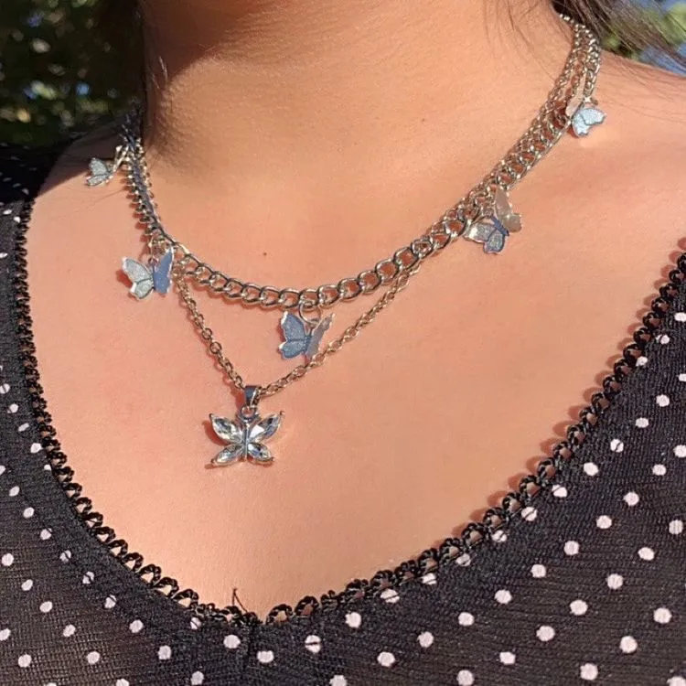 2020 Trend Butterfly Necklace Kpop Aesthetic Accessories Boho Pendant Gold Chain Choker Necklaces For Women Jewelry Christmas
2020 Trend Butterfly Necklace Kpop Aesthetic Accessories Boho Pendant Gold Chain Choker Necklaces For Women Jewelry Christmas