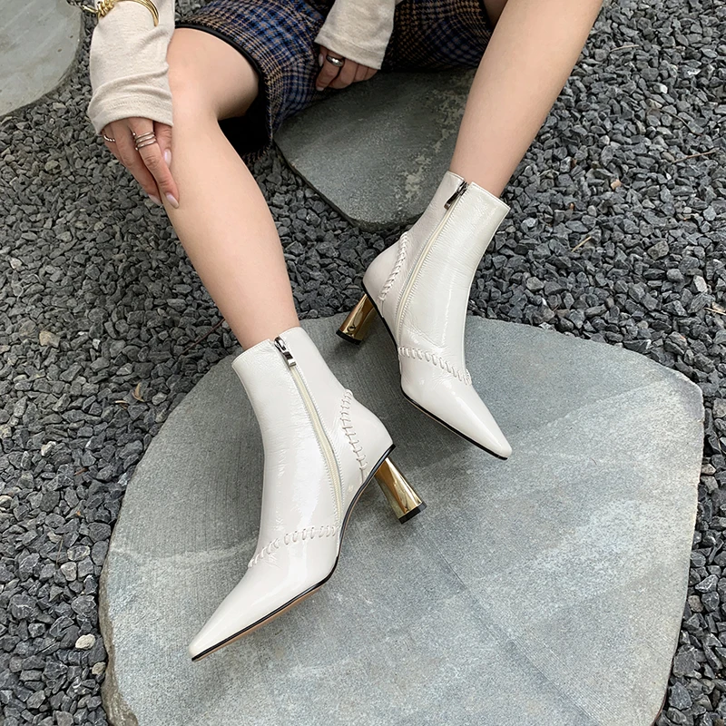 2020 spring and autumn new all-match thick high-heeled comfortable women's boots fashionable leather pointed toe thin boots X310
2020 spring and autumn new all-match thick high-heeled comfortable women's boots fashionable leather pointed toe thin boots X310