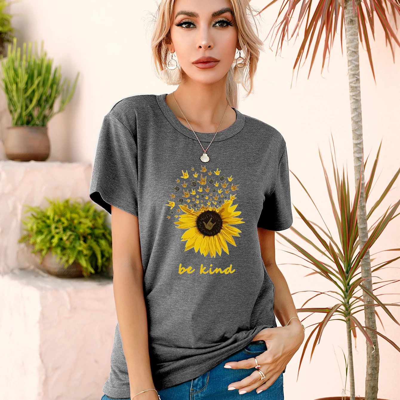 Women Tees Be Kind Letter Print Korean Leisure Style Summer Colored Cotton Creative Shirts Females Clothing Sunflowers Graphic
Women Tees Be Kind Letter Print Korean Leisure Style Summer Colored Cotton Creative Shirts Females Clothing Sunflowers Graphic