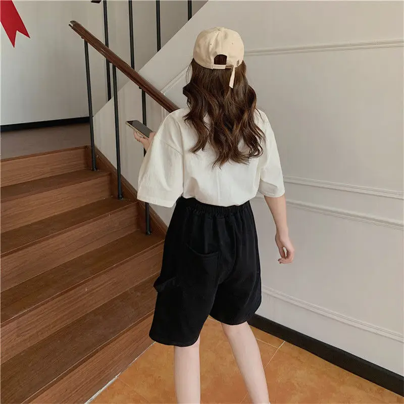 2021 new summer fashion ins Capris student's simple fashion versatile high waist slim casual shorts
2021 new summer fashion ins Capris student's simple fashion versatile high waist slim casual shorts