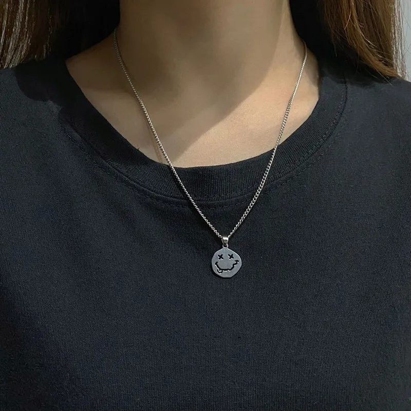 New Face Pendant Necklace for Women New Fashion Expression Smiley Necklaces Men Stainless Steel Hip Hop Jewelry Friends Gifts
New Face Pendant Necklace for Women New Fashion Expression Smiley Necklaces Men Stainless Steel Hip Hop Jewelry Friends Gifts
